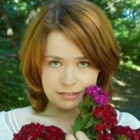 Photo of Libbie Schrader