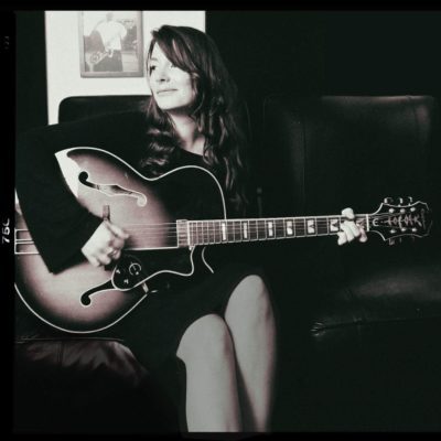 Photo of Lindsay Dodd