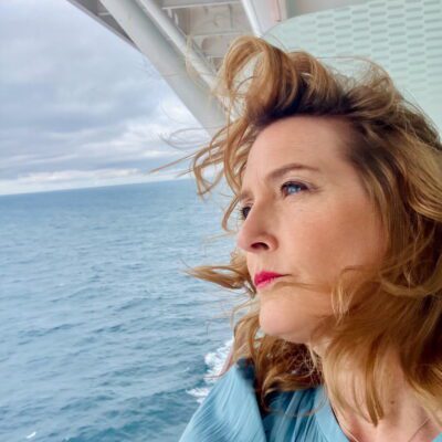 Photo of Laurie MacAllister