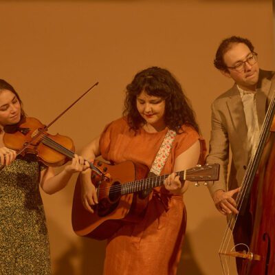 Photo of Rachel Sumner & Traveling Light