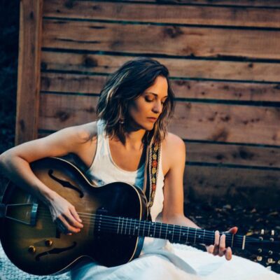 Photo of Amber Rubarth