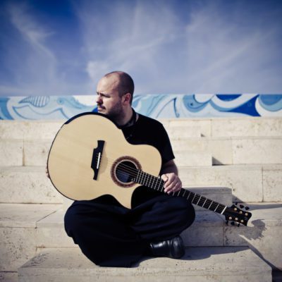 Photo of Andy McKee