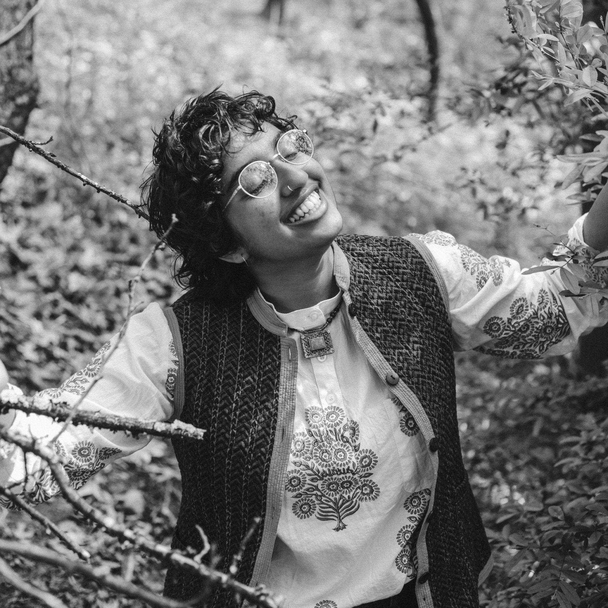 The Folk Collective: Fresh Music To the Spotlight